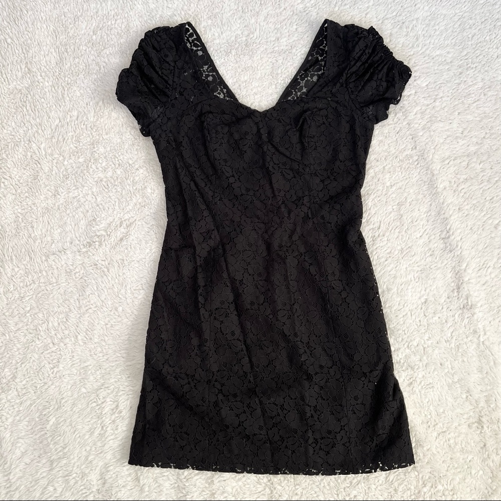Guess Black Lace Short-Sleeve Mini Dress